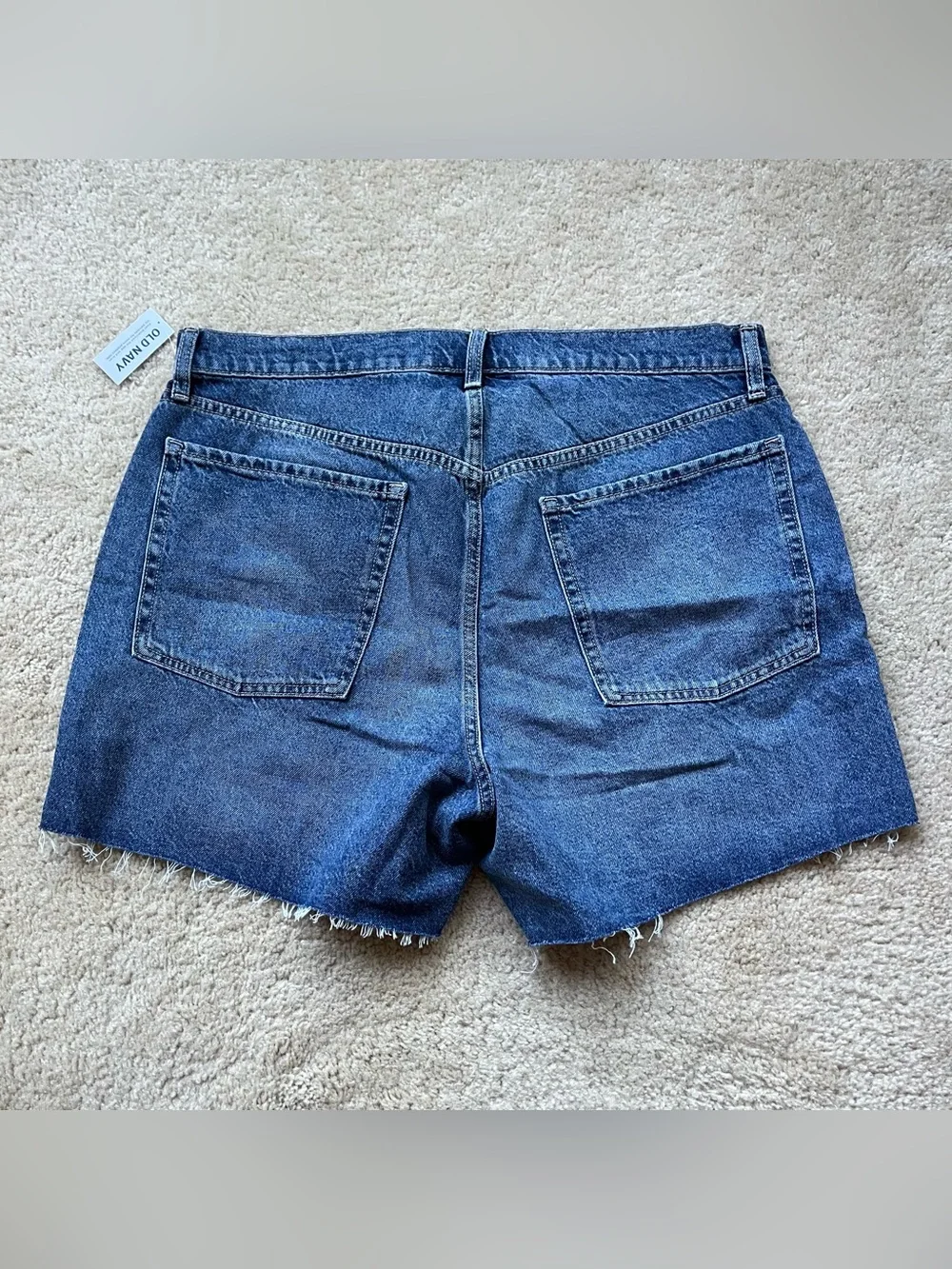 NWT Old Navy High Rise Baggy Distressed Denim Shorts - Size 14 - 100% Cotton